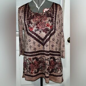 Rue Juju Floral Scoop-Neck Long Sleeve Tunic Top - Pink and Blue